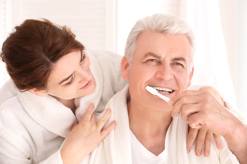 Como cuidar de tus implantes dentales