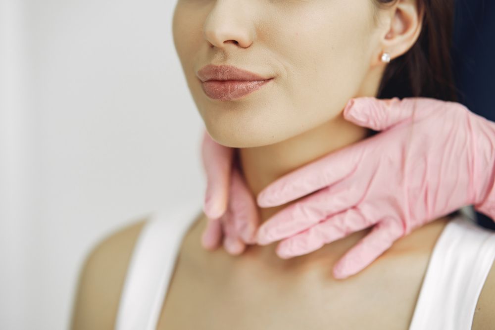 Eliminación de grasa localizada en cara y cuello mujer Sevilla